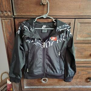 NWOT Nike Kids 4 Jacket